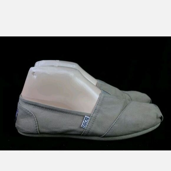 Skechers BOBS Women's Tan Beige Slip On Size 8 Memory Foam Loafers Shoes. - Picture 1 of 8